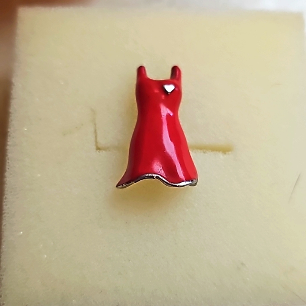 Vintage pin
